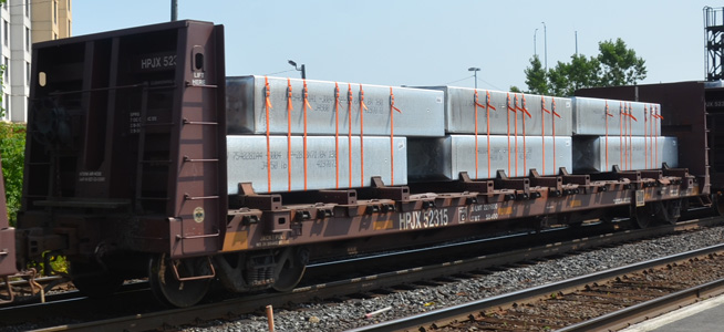 Car/wagon HPJX52315 right side / coté droit